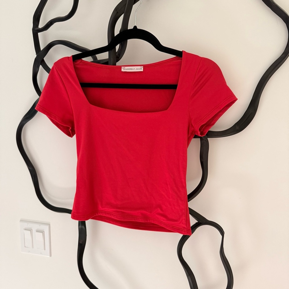 Sincerely Jules : cherry red crop top